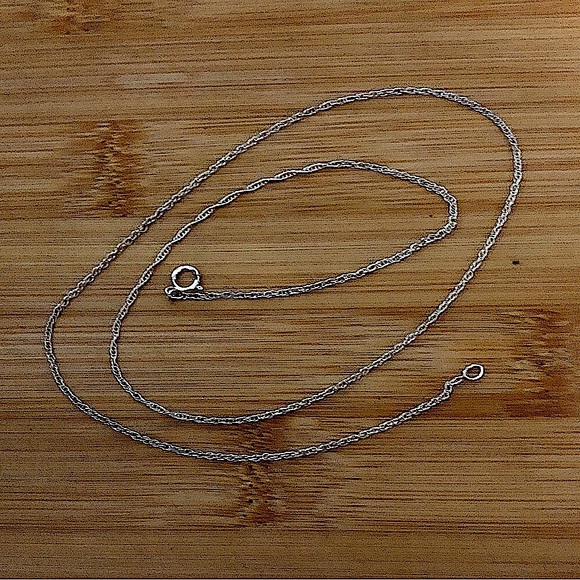 $82  Black Hills Gold Estate Pendant & Chain  Copyright C.CO STER 12K  N/C 925 - Picture 8 of 10